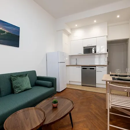 Elegance Mediterraneenne 3p, Avec Parking * Жюан-ле-Пен